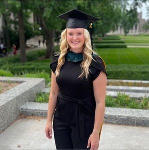 Meet your Posher, Kenzie